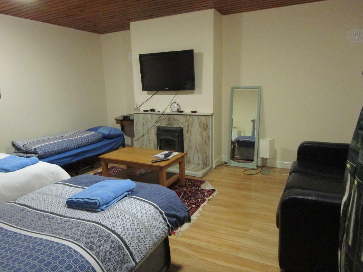 Cornerpark Lodge Newcastle Extérieur photo